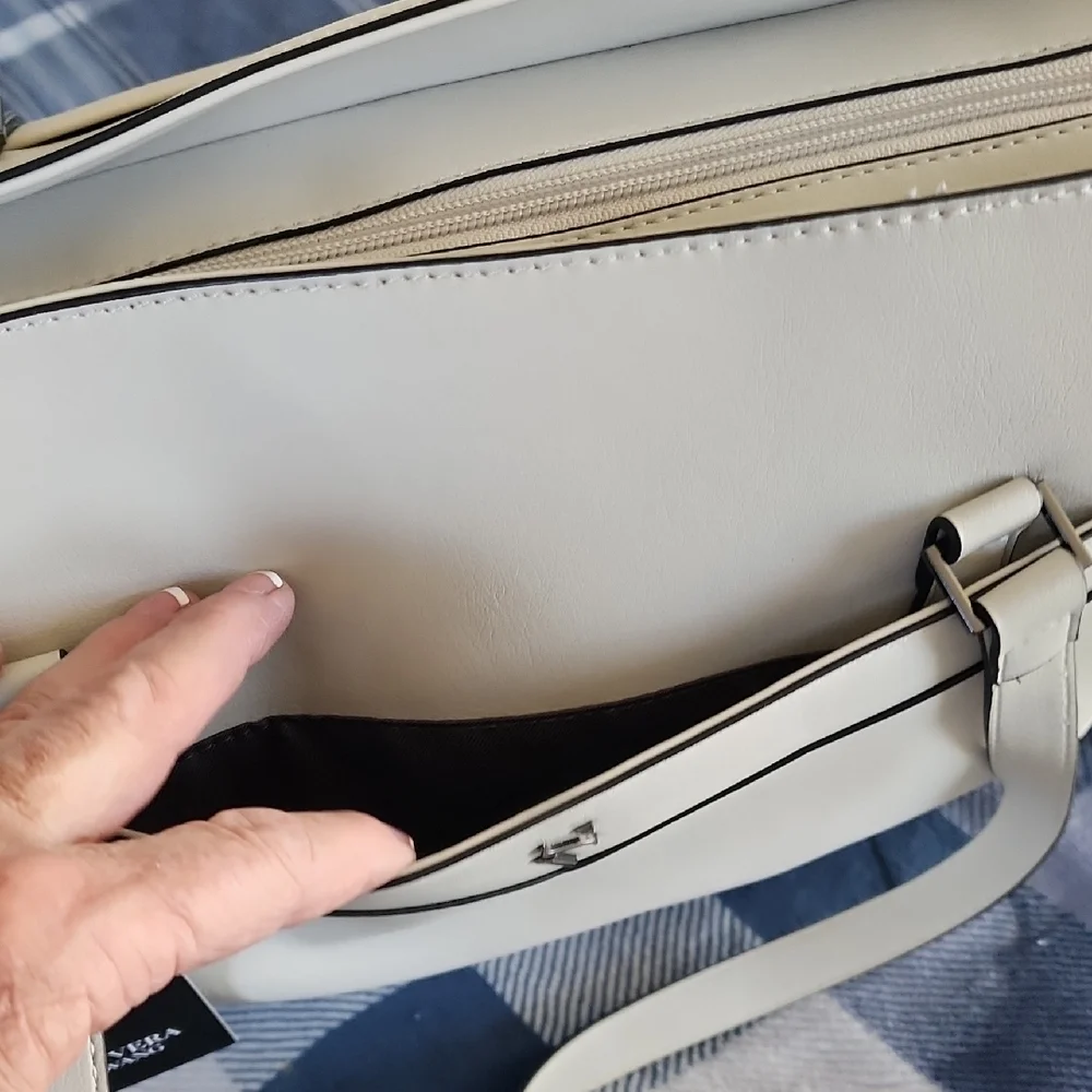 Simply Vera Vera Wang White Tote Bag - Picture 3 of 13